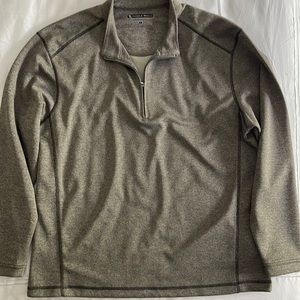 Men’s quarter zip in medium  brown in size large.